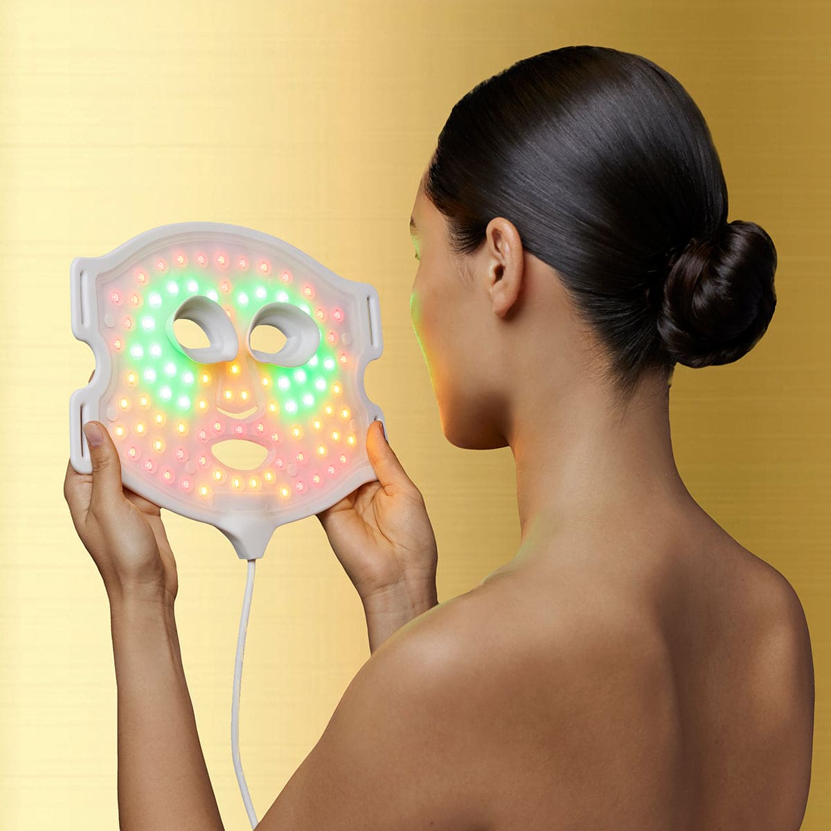 CurrentBody Skin LED 4-in-1 Zonen Mapping Gesichtsmaske in Limitierter Edition
